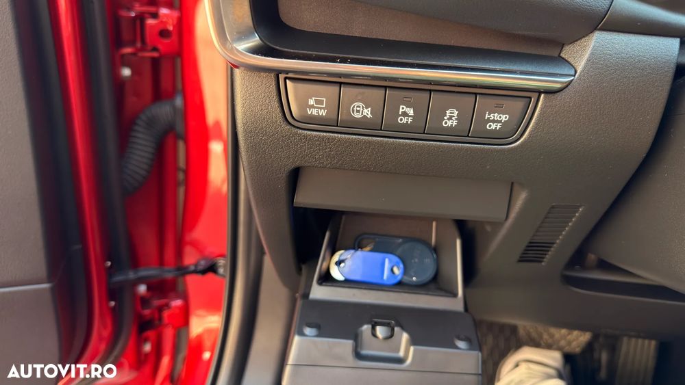 Mazda 3 e-Skyactiv X186 AT MHEV Exclusive-Line - 32