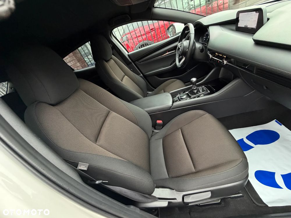 Mazda 3 - 13