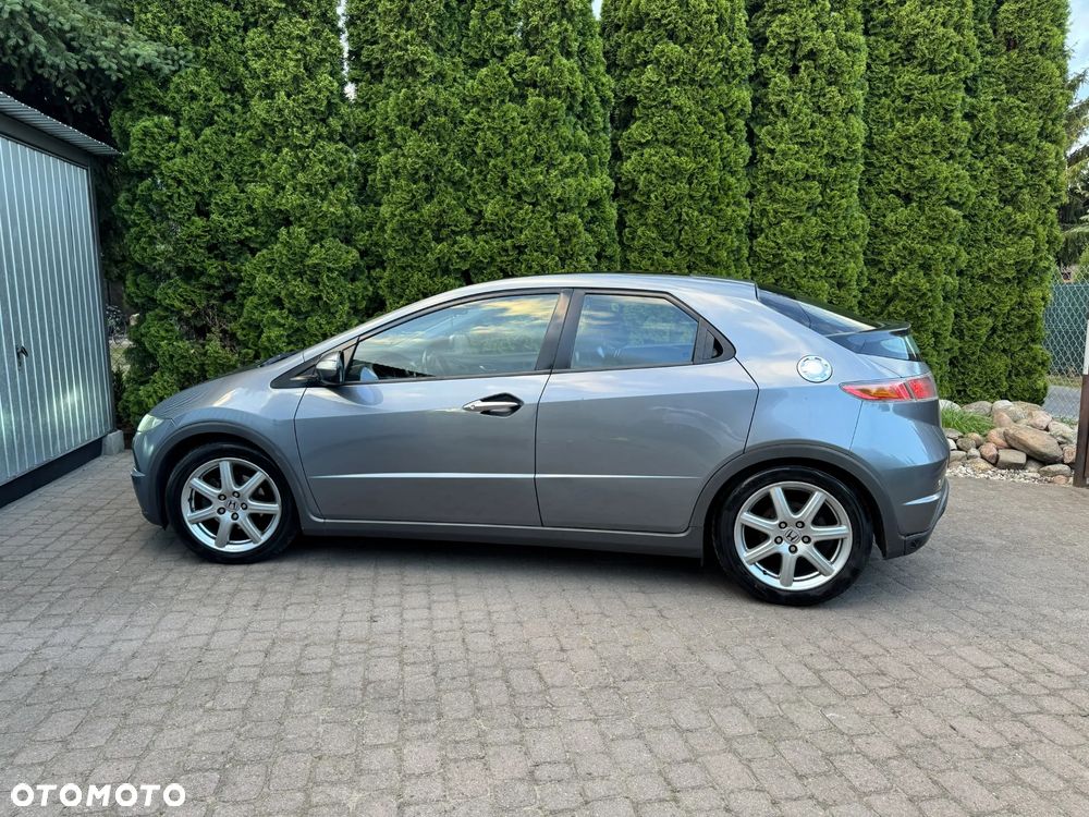 Honda Civic 1.8 Executive - 2