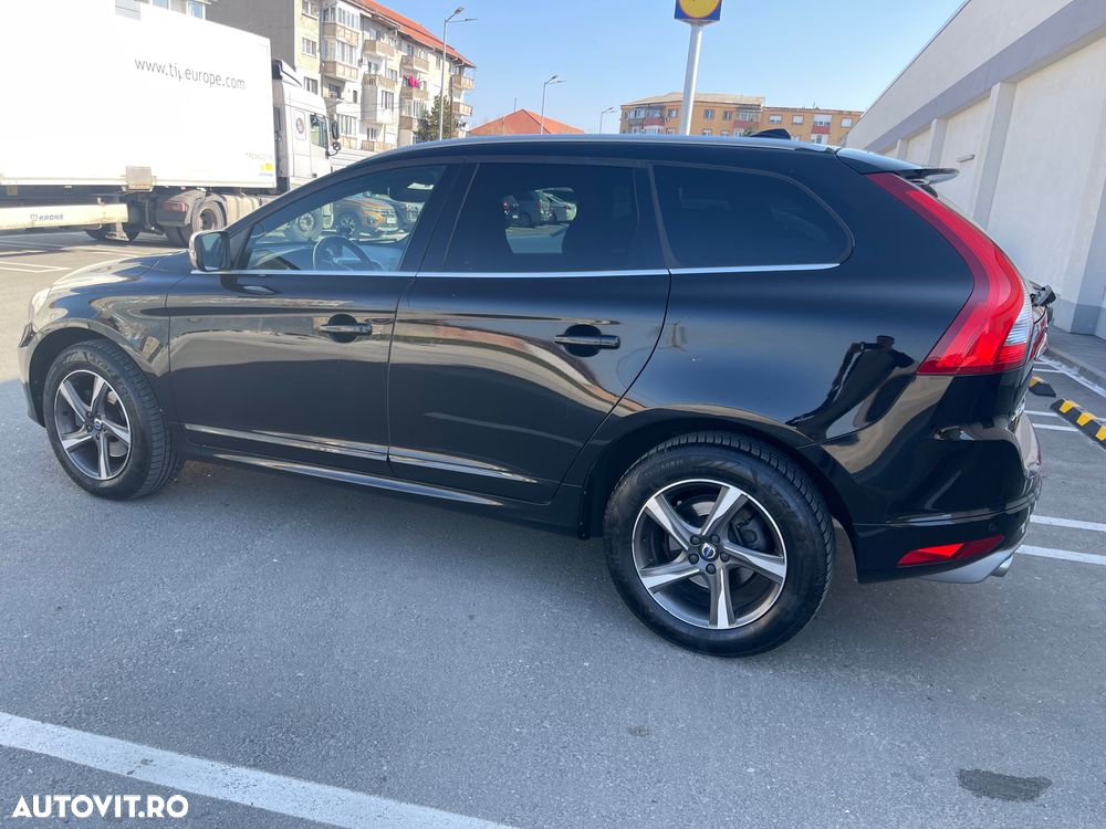 Volvo XC 60 D3 R-Design - 4