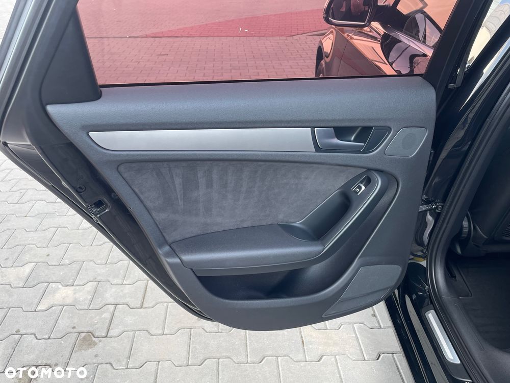 Audi A4 Avant - 16