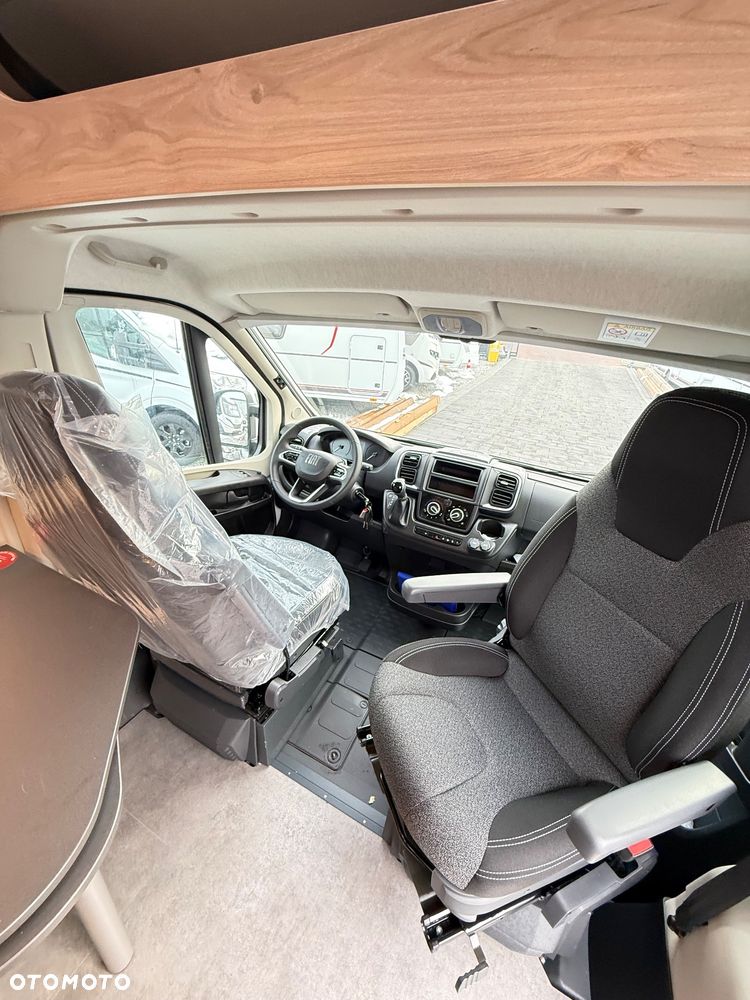 Dethleffs Globetrial Activ 600DS - 16