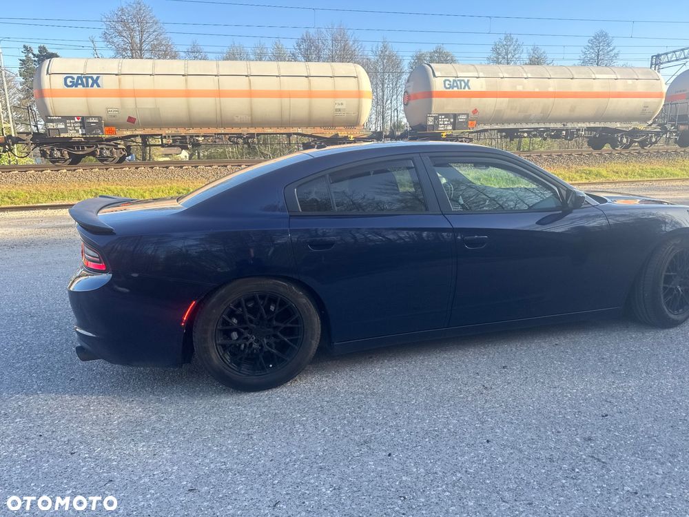 Dodge Charger - 9