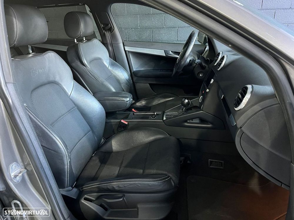 Audi A3 Sportback 1.6 TDI DPF S tronic S line Sport Pack - 10