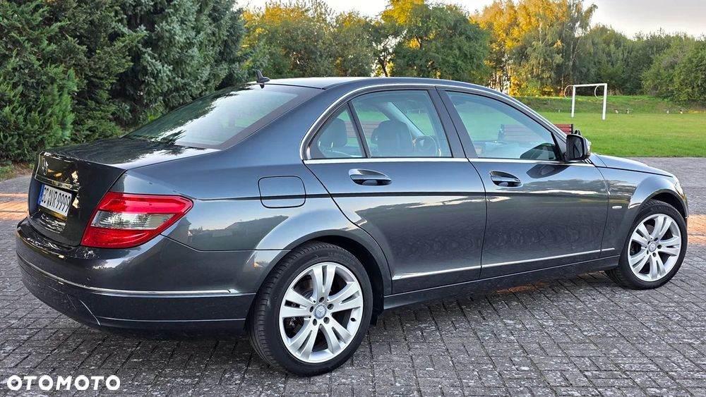Mercedes-Benz Klasa C 200 CDI DPF Automatik Avantgarde - 11