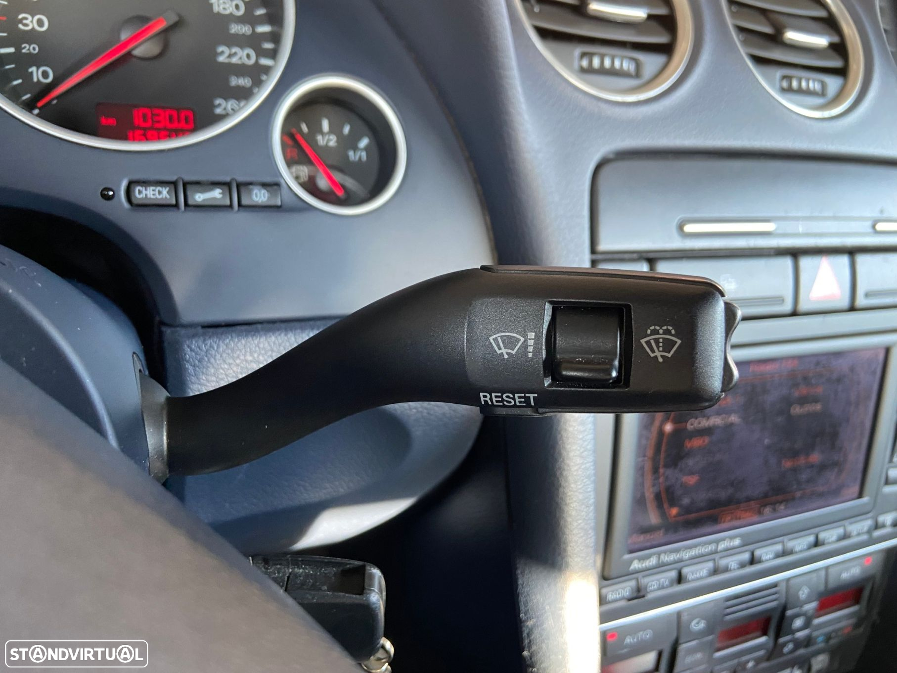 Audi A4 Cabrio 2.4 Multitronic Exclu. - 27