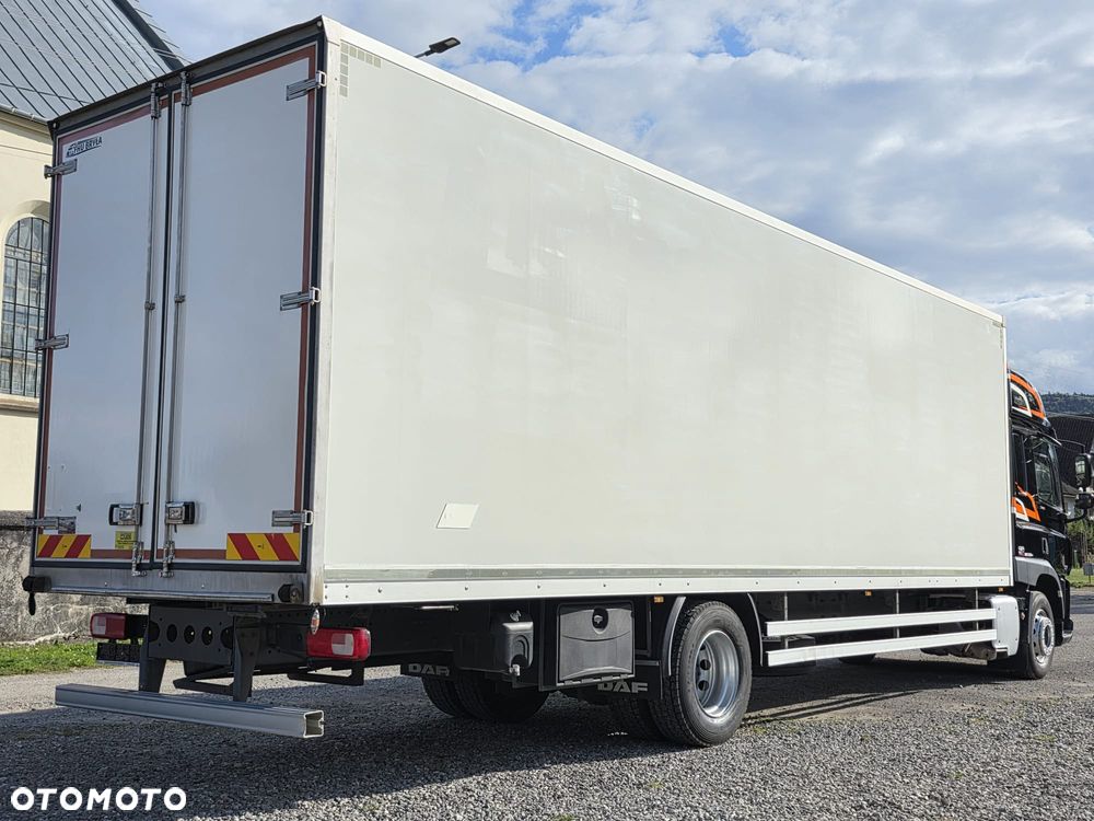 DAF CF 340 / E6 / 23 EUROPALETY / SILNIK 10 837 cm3 / IZOTERMA / NOWE TACHO G2V2 /  WINDA/ NOWE OPONY / DO KWIATÓW  / 2020ROK / RETARDER / SPROWADZONY / JAK NOWY / KLIMA POSTOJOWA / OGRZEWANA IZOTERMA - 11