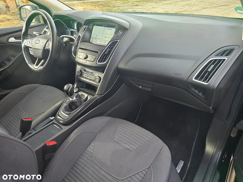 Ford Focus SW 1.5 EcoBlue SCR Titanium - 26