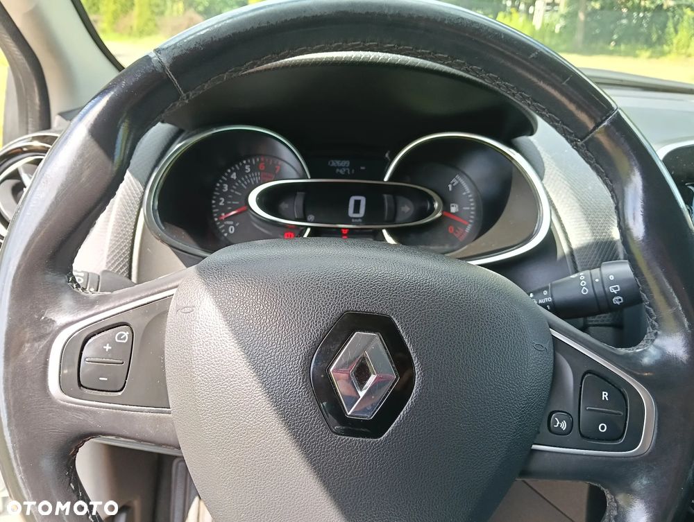 Renault Clio - 7