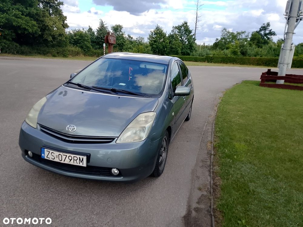 Toyota Prius 1.5 VVT-i Sol (nav) - 3