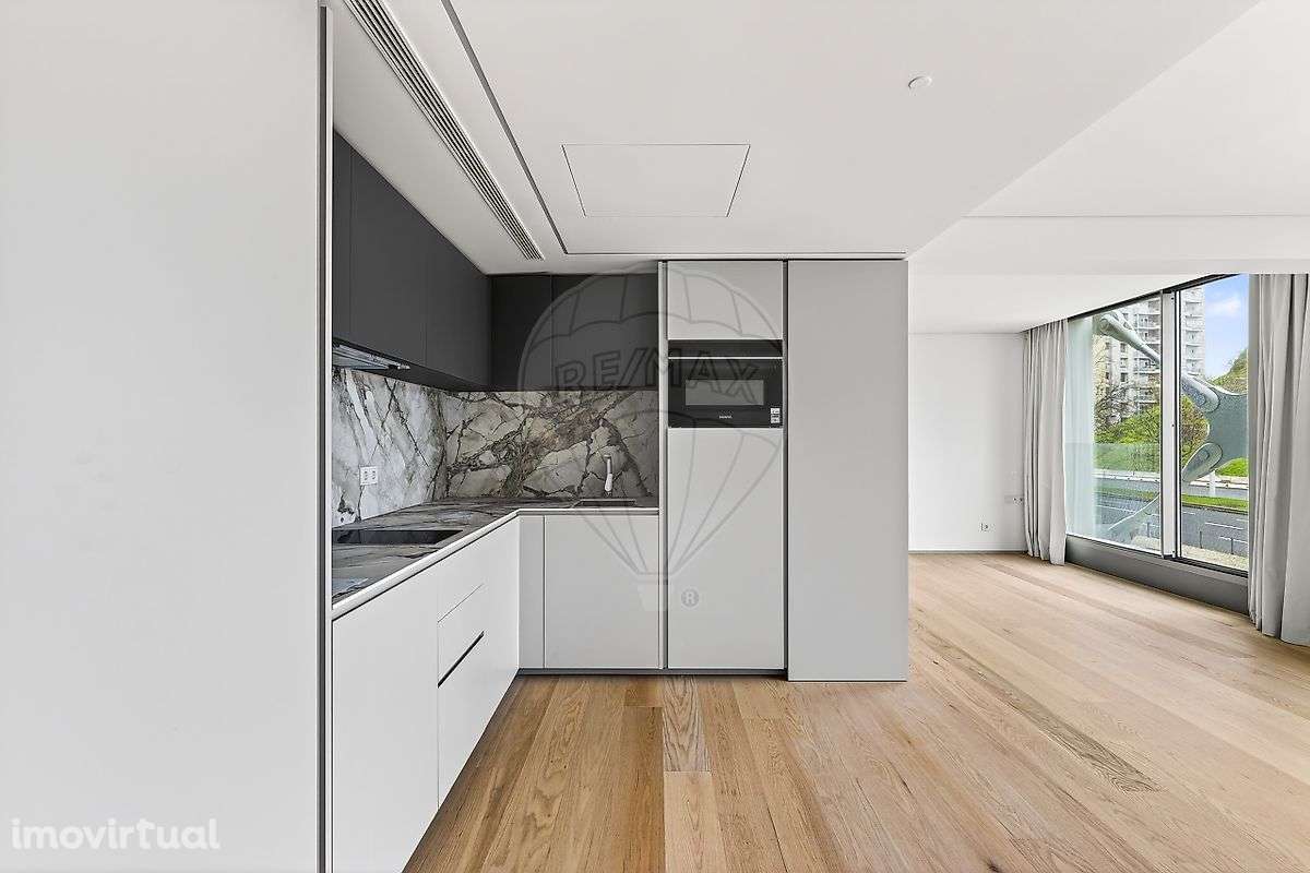 Apartamento T0 para arrendamento - Grande imagem: 2/13