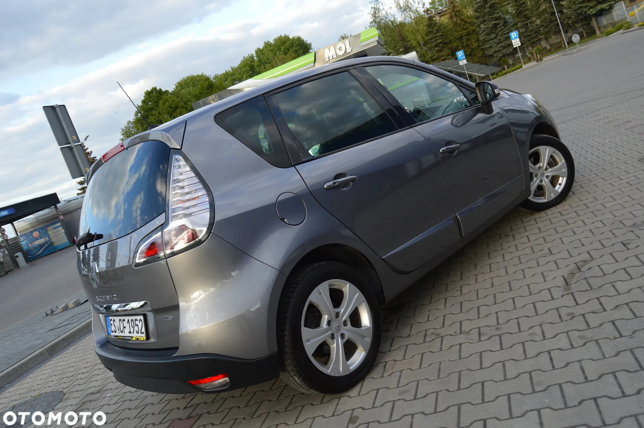 Renault Scenic 1.2 TCe Energy Limited EU6 - 24