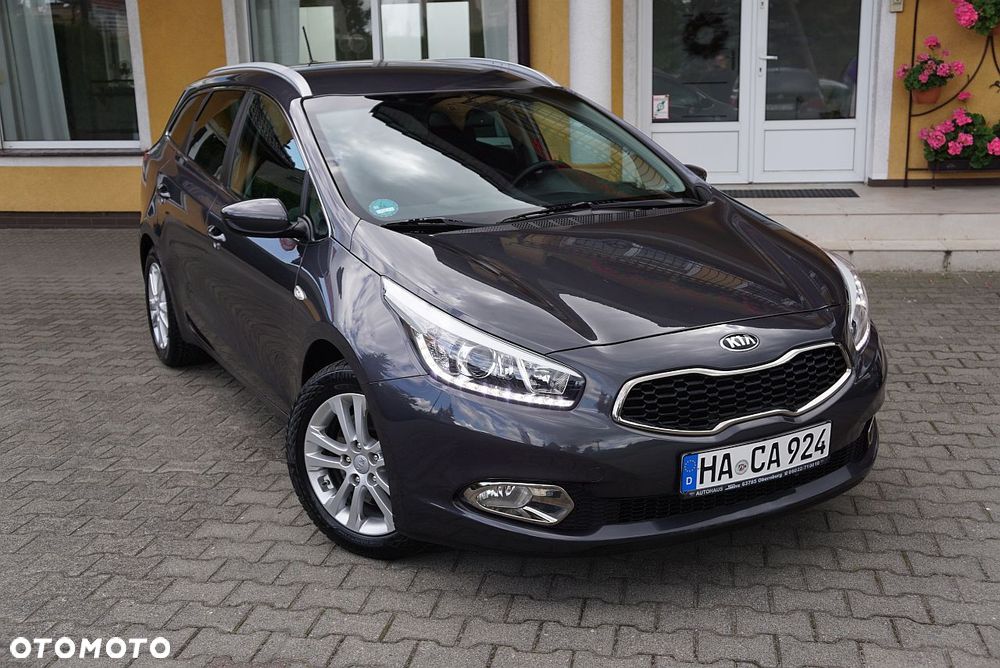 Kia Ceed 1.4 CVVT Dream Team Edition - 3
