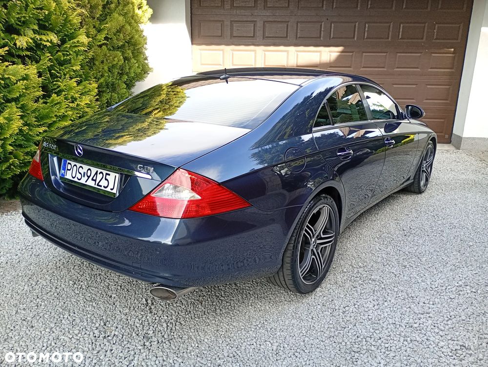 Mercedes-Benz CLS - 4