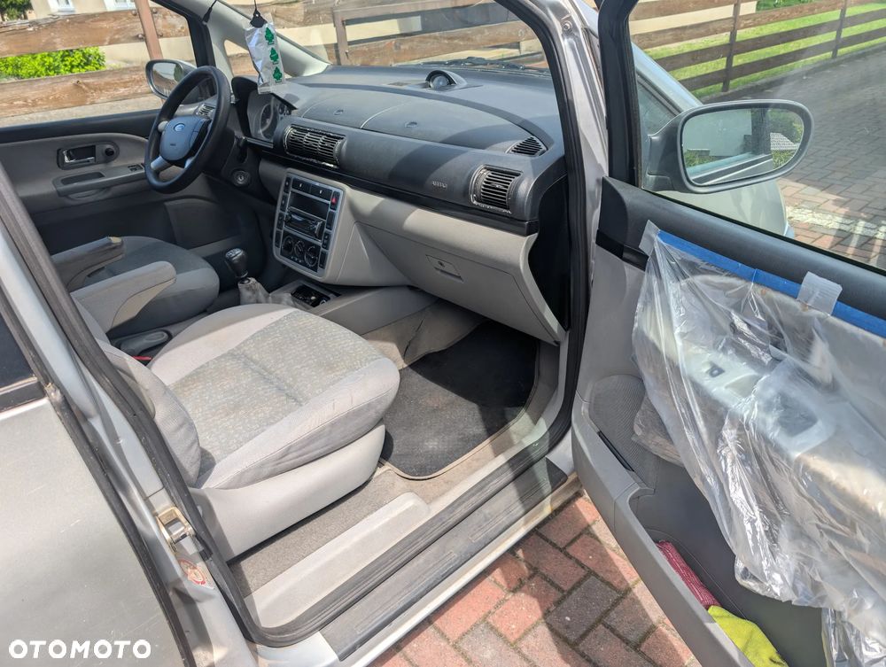 Ford Galaxy 2.0 - 17