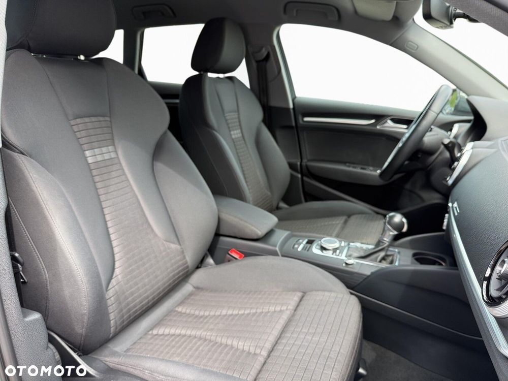 Audi A3 Sportback 35 TFSI mHEV S tronic - 25