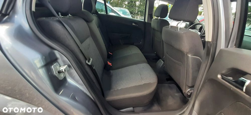 Opel Astra - 28