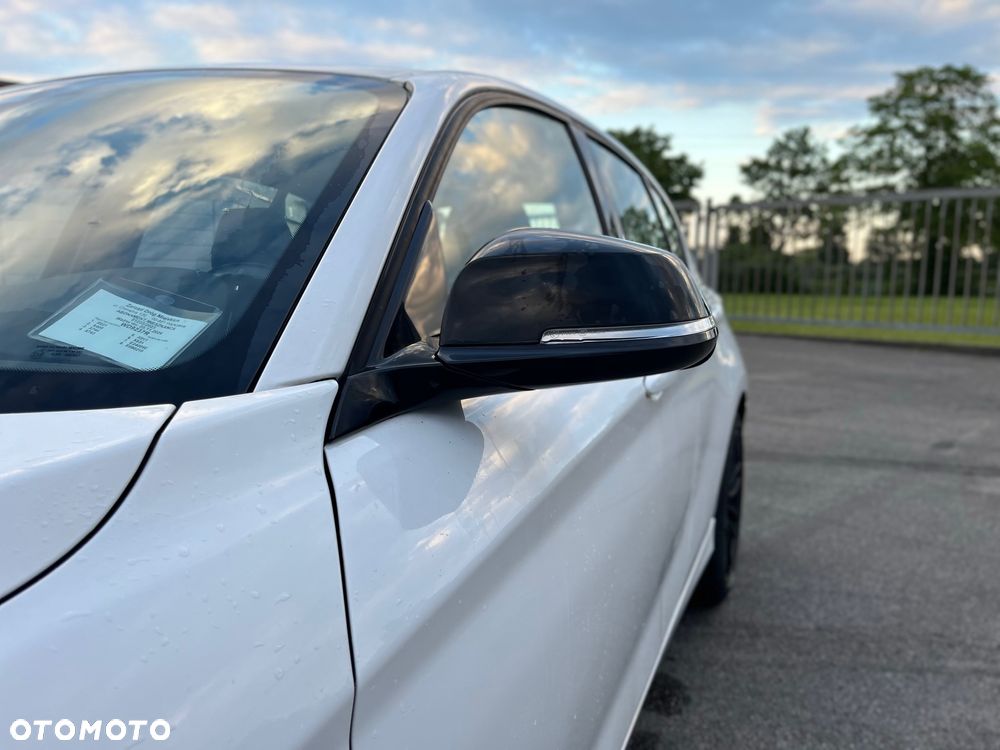 BMW Seria 1 118i Sport Line - 11