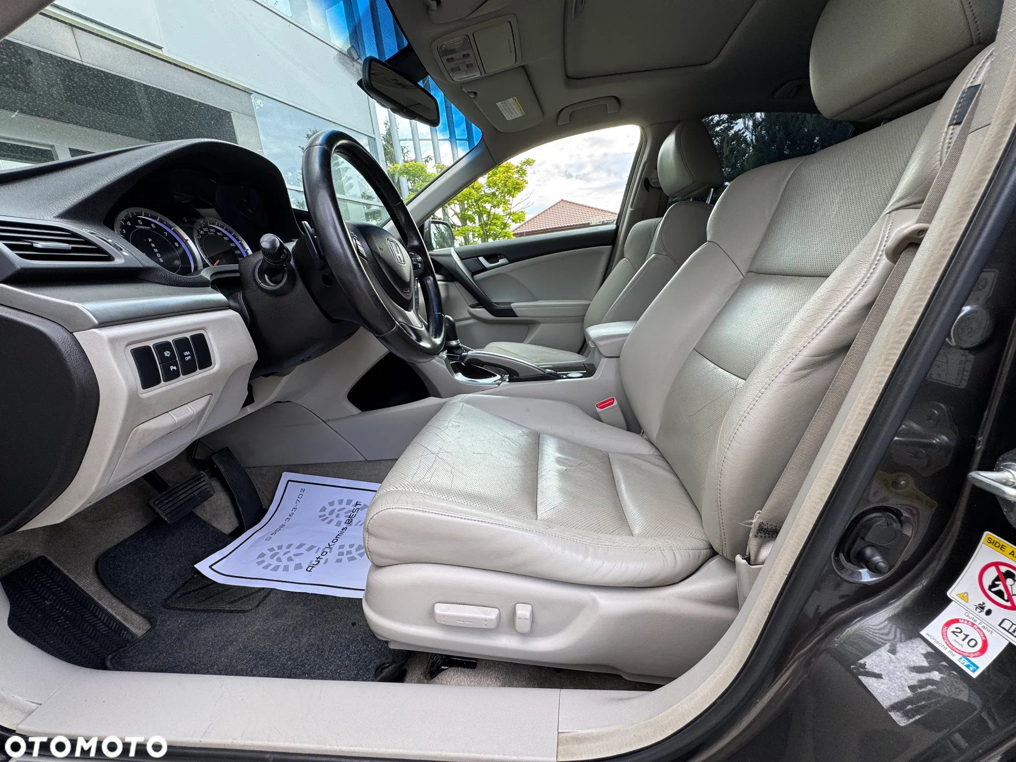 Honda Accord 2.4 Executive Navi - 11