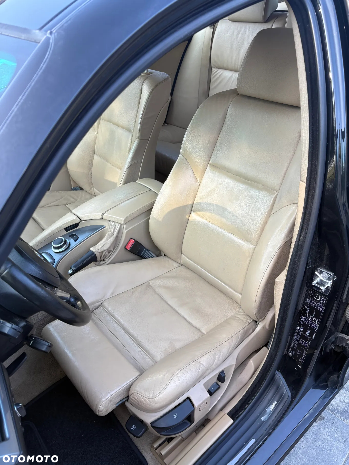 BMW Seria 5 530d Touring Edition Exclusive - 9