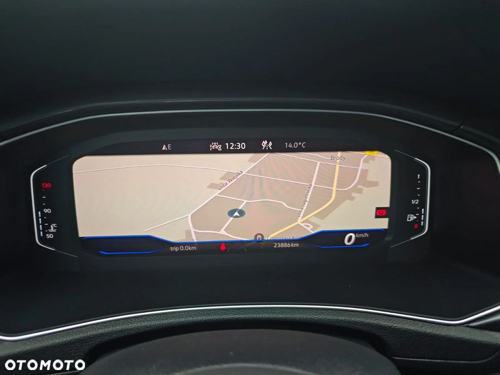 Volkswagen T-Roc 1.5 TSI R-Line - 16