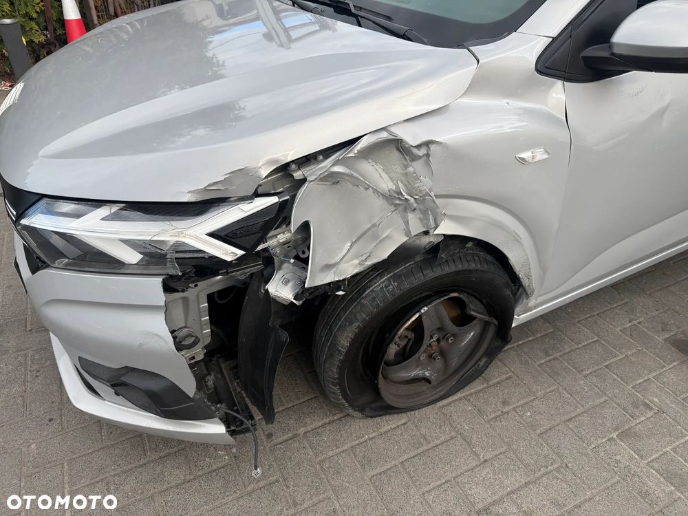 Dacia Sandero 1.0 TCe Laureate S&S - 22
