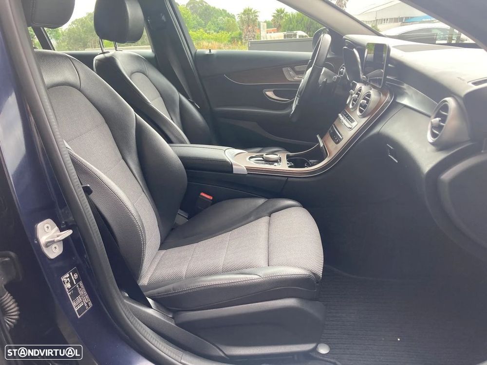 Mercedes-Benz C 300 de T 9G-TRONIC Avantgarde — fotografia 34