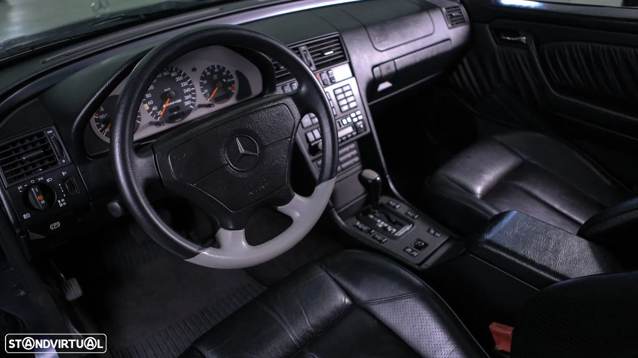 Mercedes-Benz C 36 AMG Standard - 28