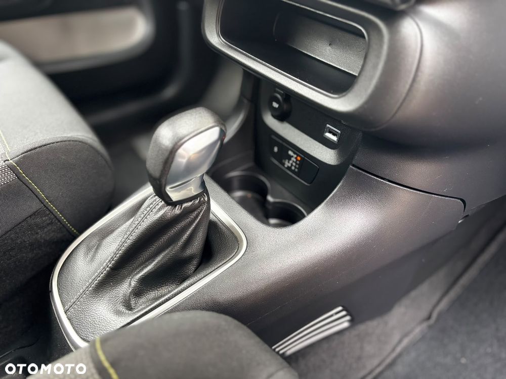 Citroën C3 1.2 PureTech Shine EAT6 - 30