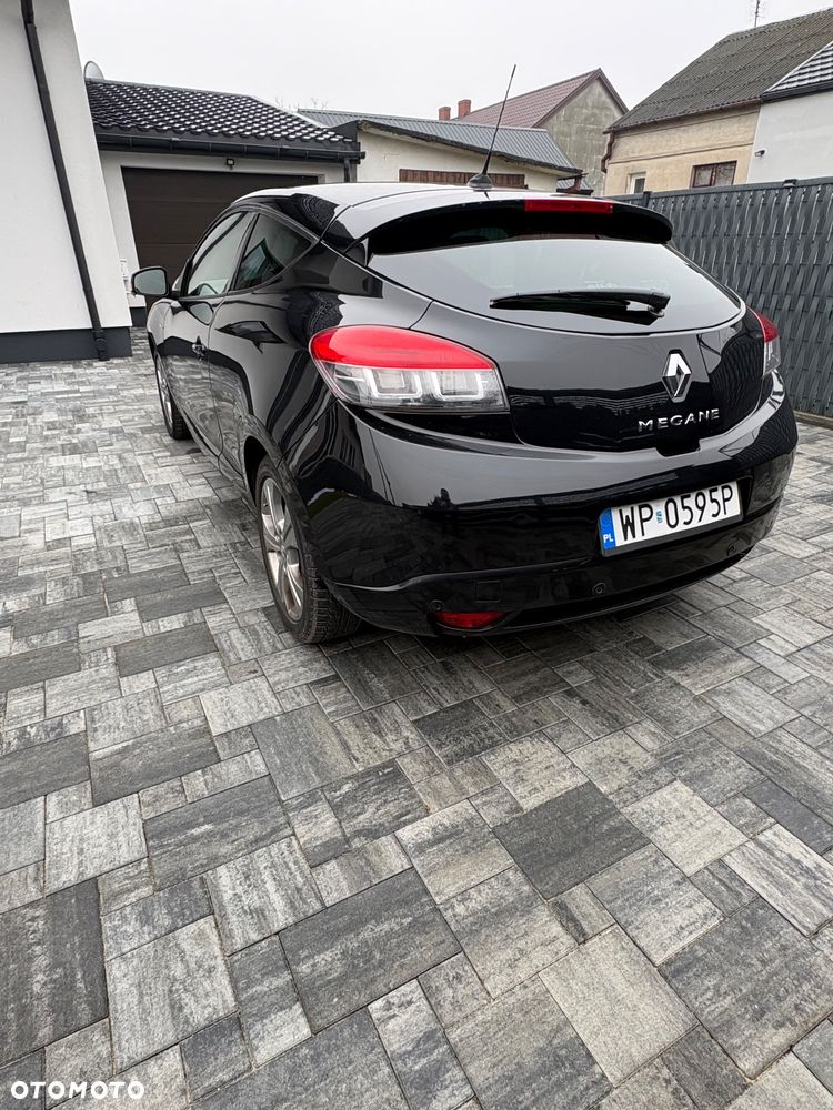 Renault Megane ENERGY TCe 115 Start & Stop Bose Edition - 4