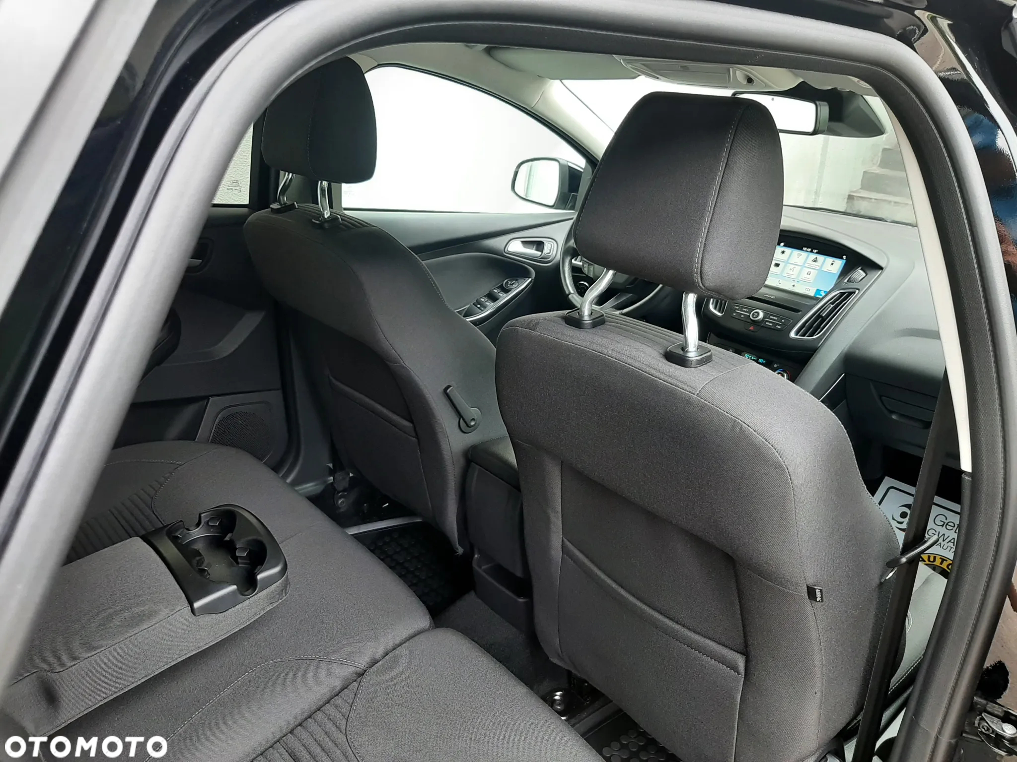 Ford Focus Turnier 1.5 EcoBoost Start-Stopp-System TITANIUM - 34