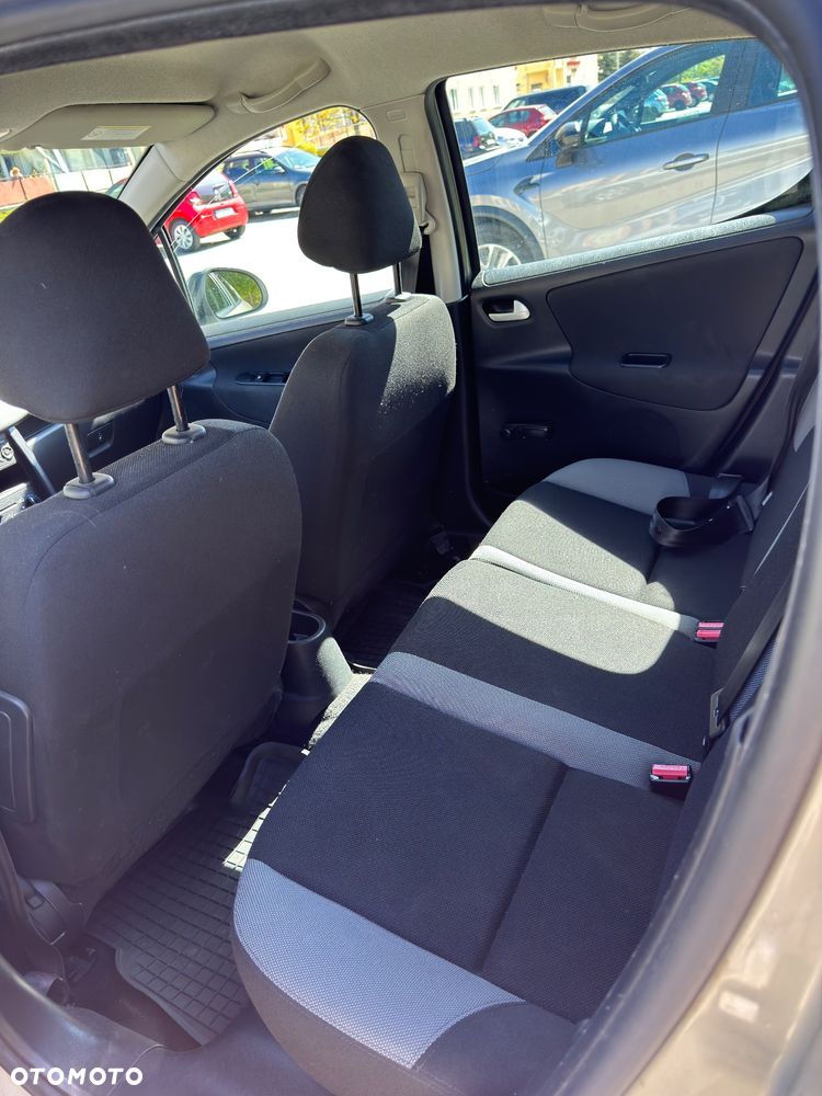Peugeot 207 1.4 - 9