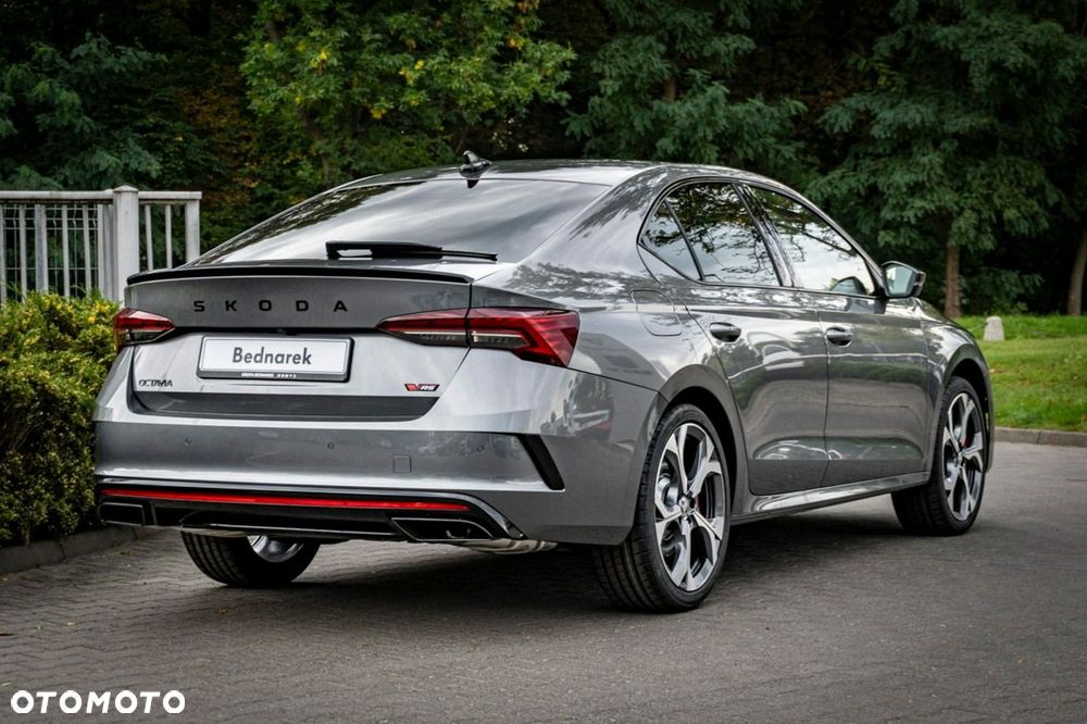 Skoda Octavia - 8