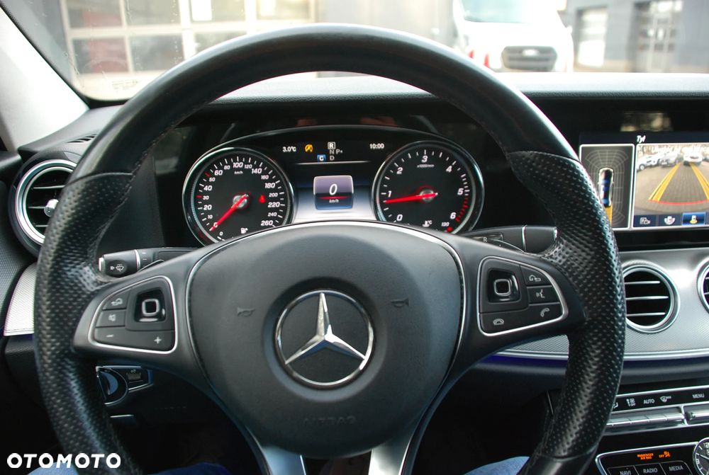 Mercedes-Benz Klasa E 220 d 9G-TRONIC Avantgarde - 14