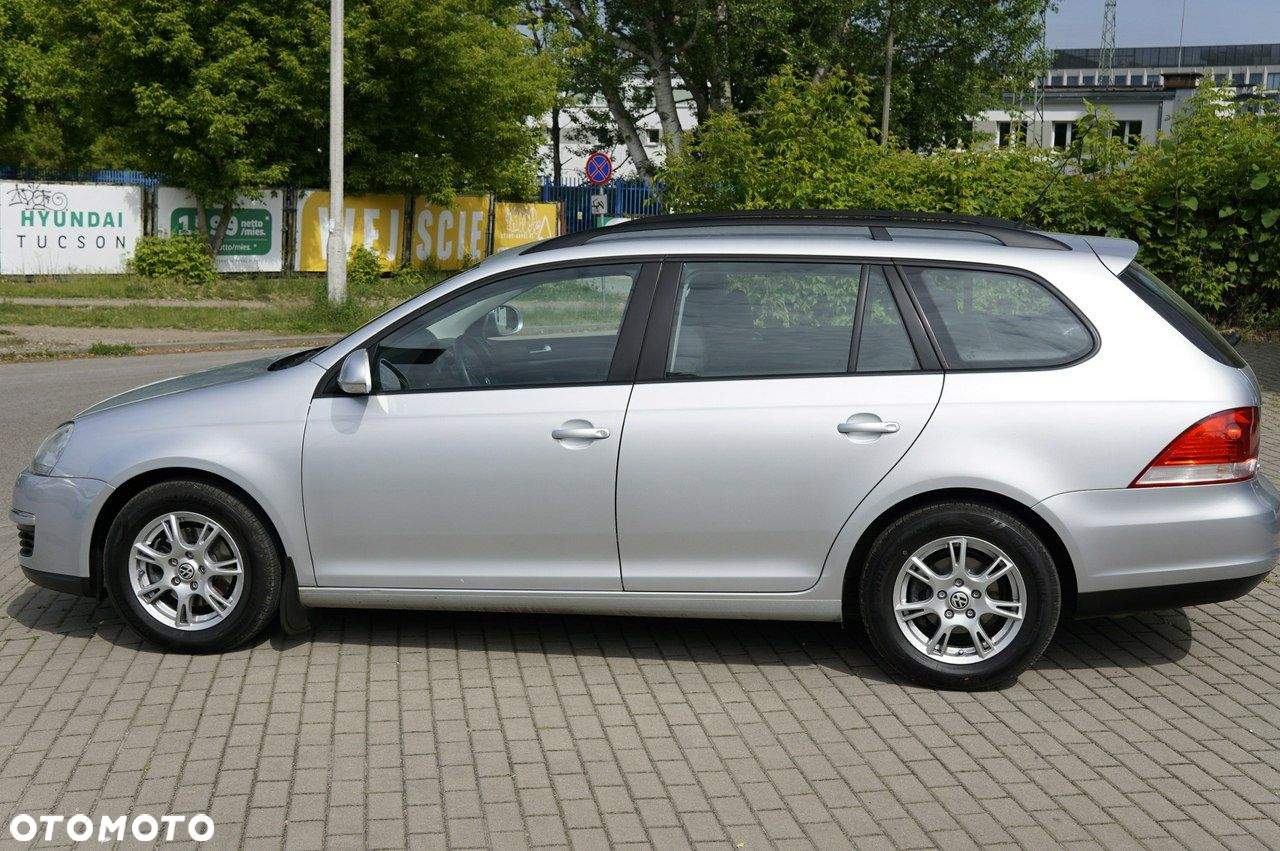 Volkswagen Golf - 4