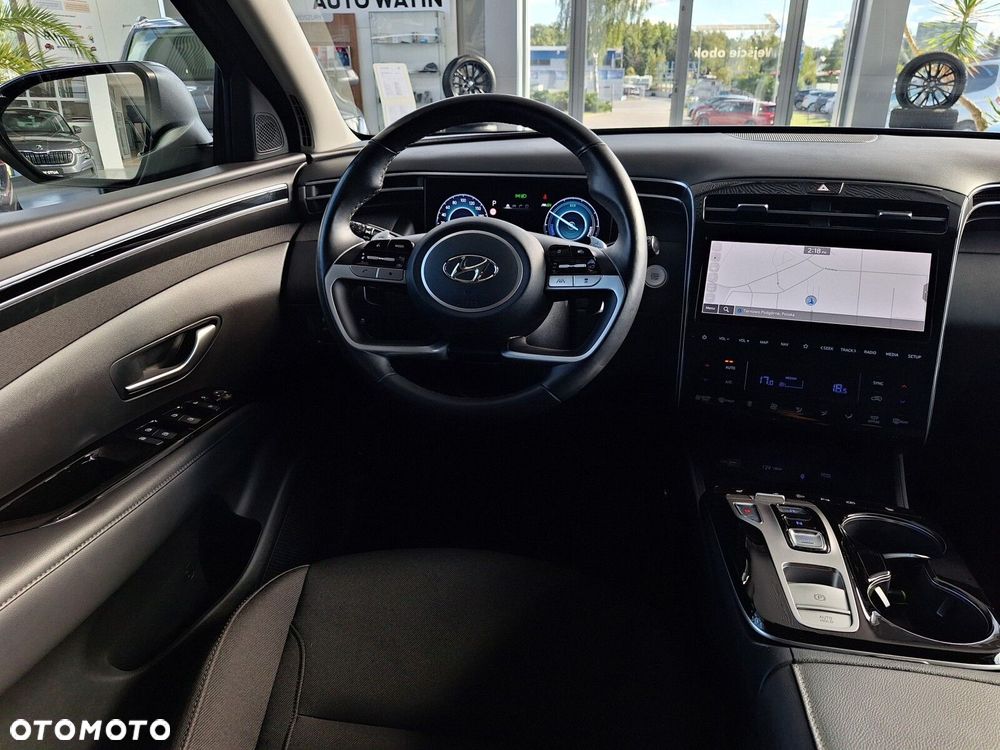 Hyundai Tucson 1.6 T-GDi HEV Executive 2WD - 28