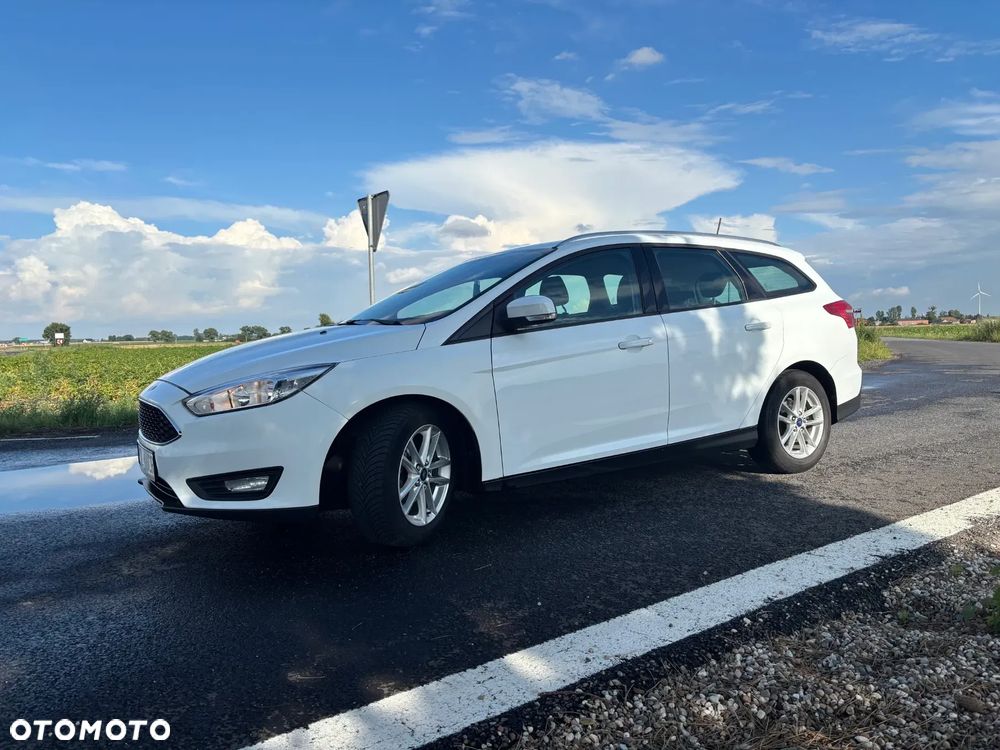 Ford Focus 1.5 EcoBlue Start-Stopp-System ACTIVE - 2