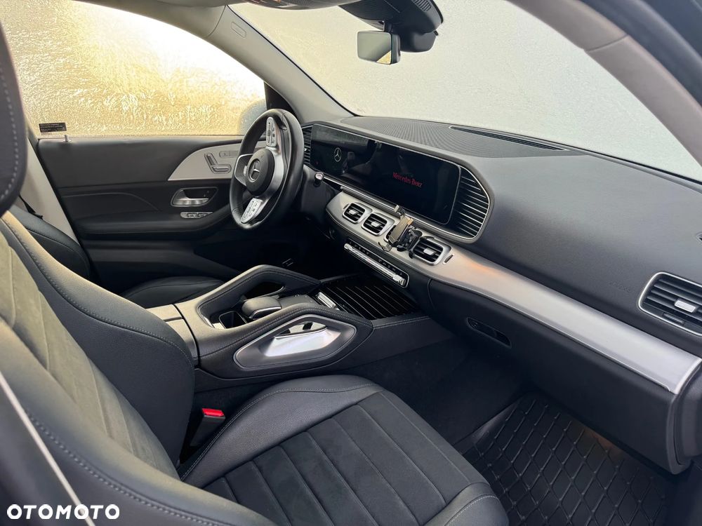 Mercedes-Benz GLE - 12