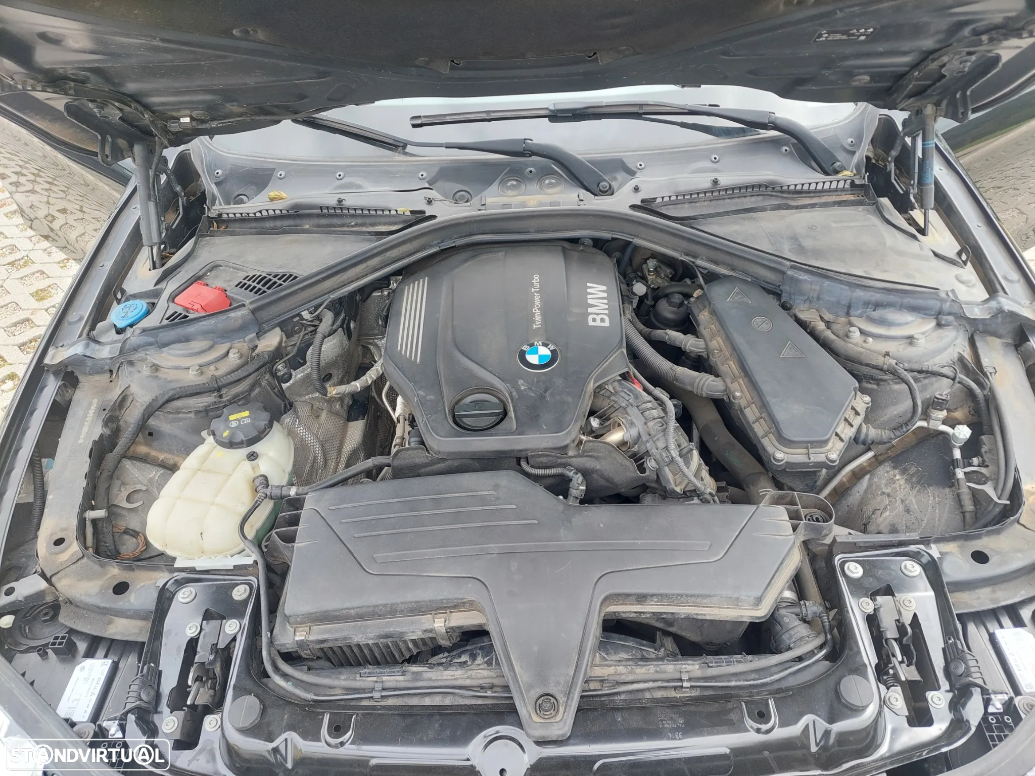 BMW 320 d Touring Pack M Auto - 11