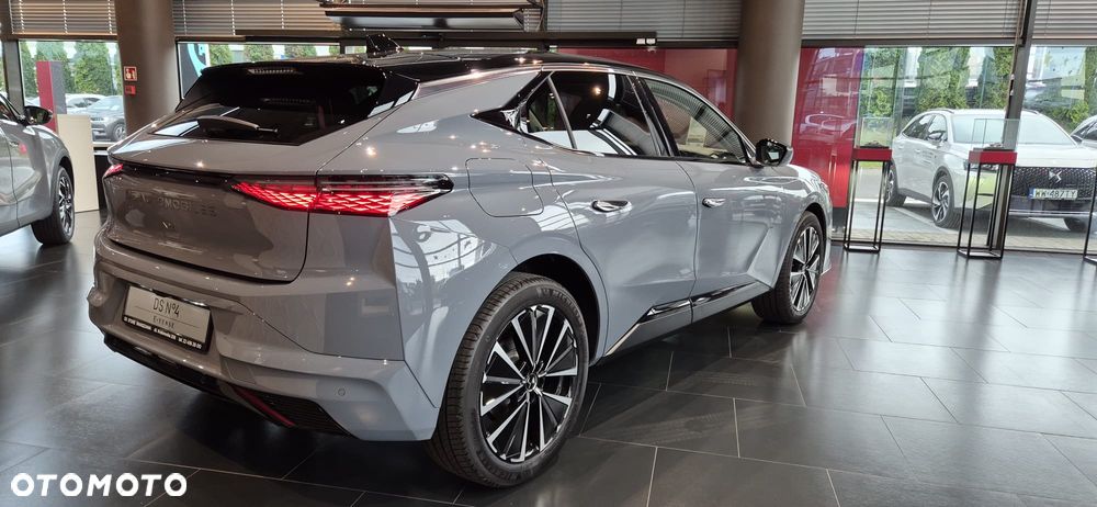 DS Automobiles N°4 E-Tense 58.3kWh Étoile Alcantara - 3