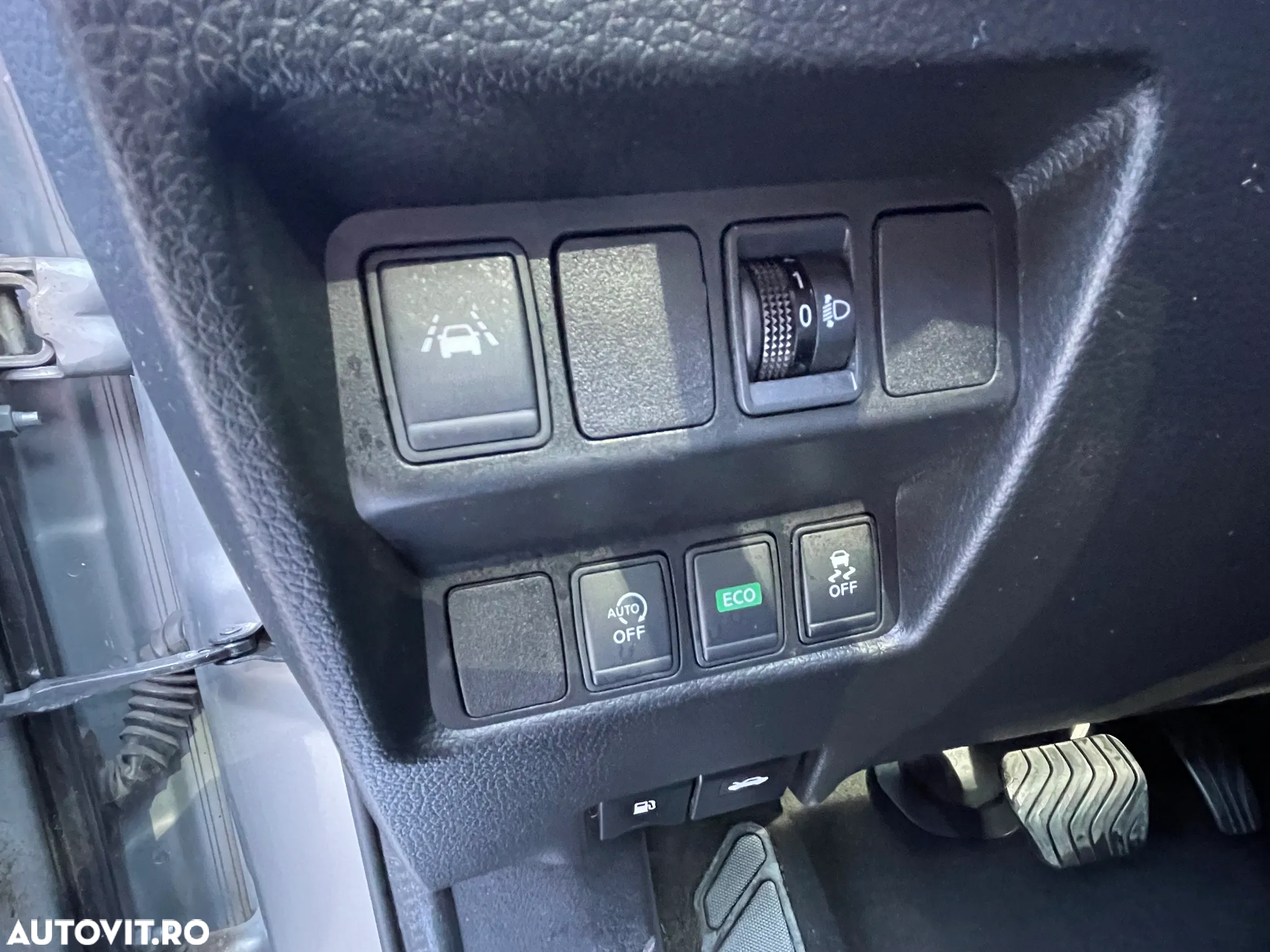 Nissan Qashqai 1.6 DCI Start/Stop X-TRONIC Tekna - 25