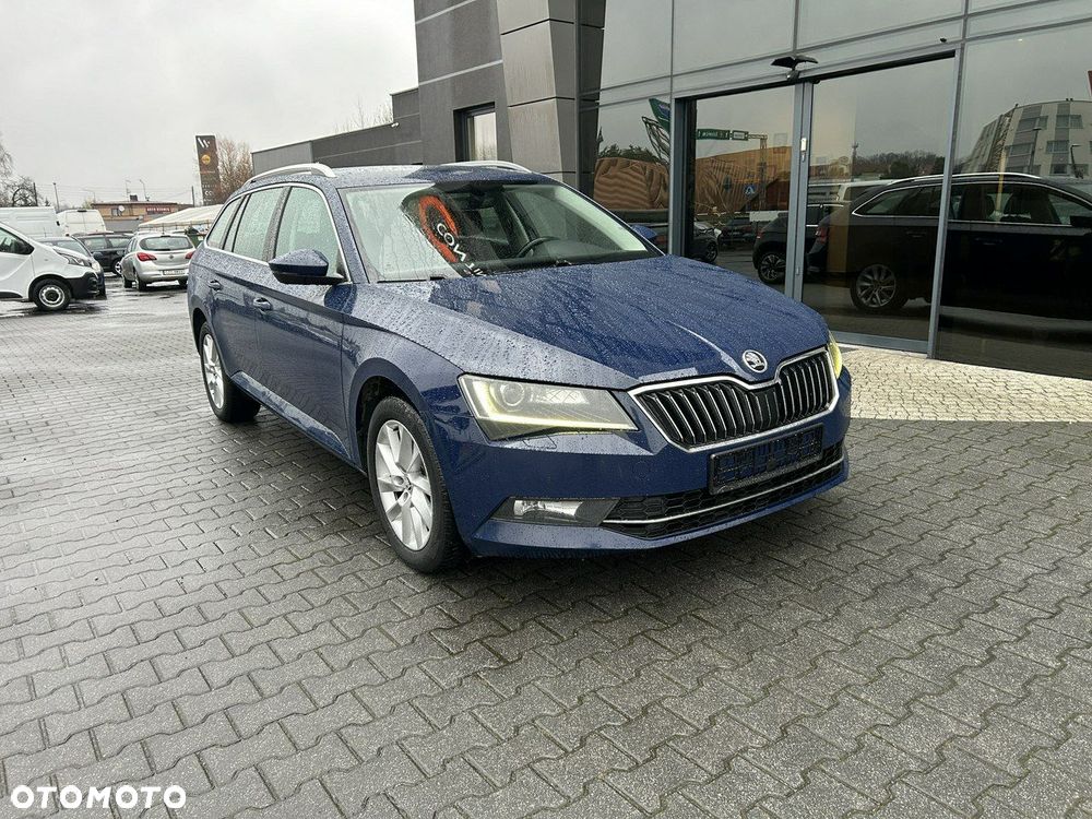 Skoda Superb 2.0 TDI Ambition DSG7 - 4