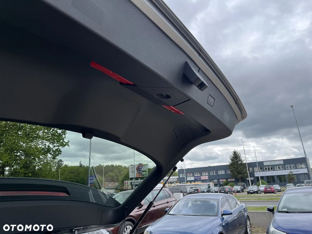 Volkswagen T-Roc 1.5 TSI Life Plus DSG - 21