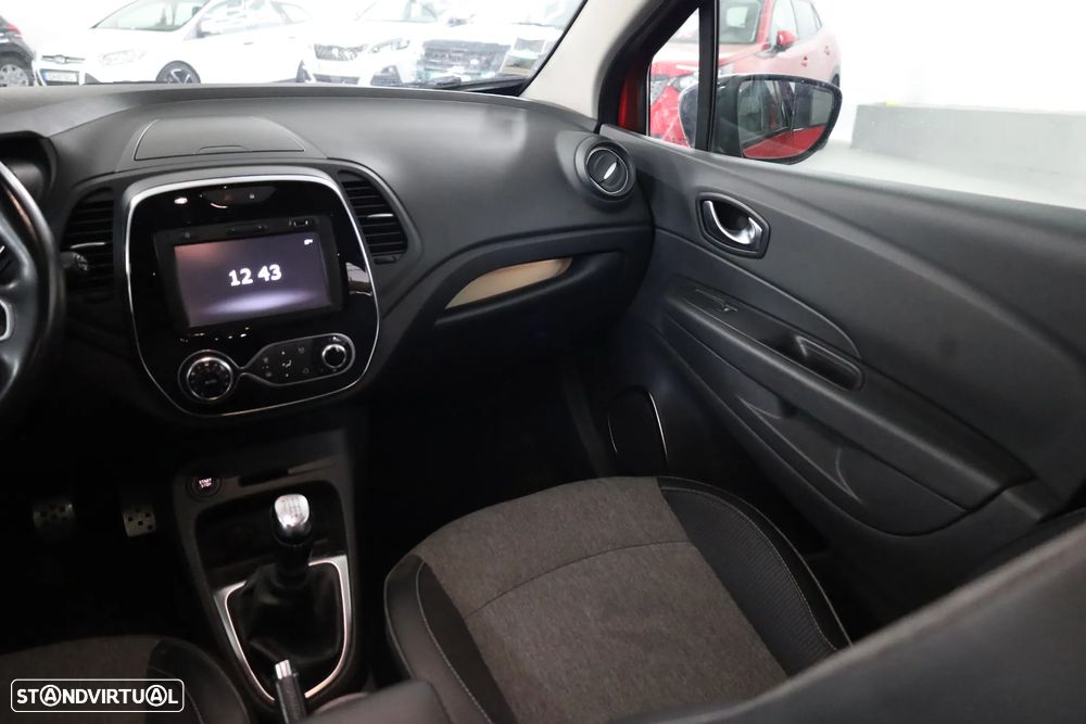 Renault Captur 1.3 TCe Exclusive - 20