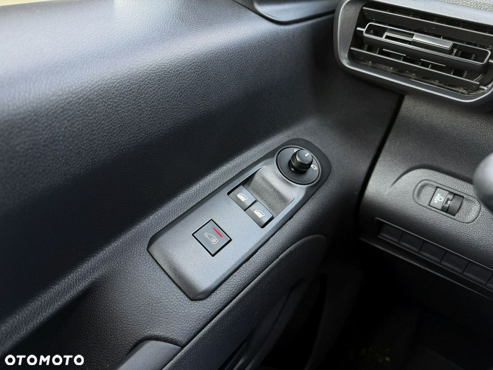 Toyota Proace City - 11