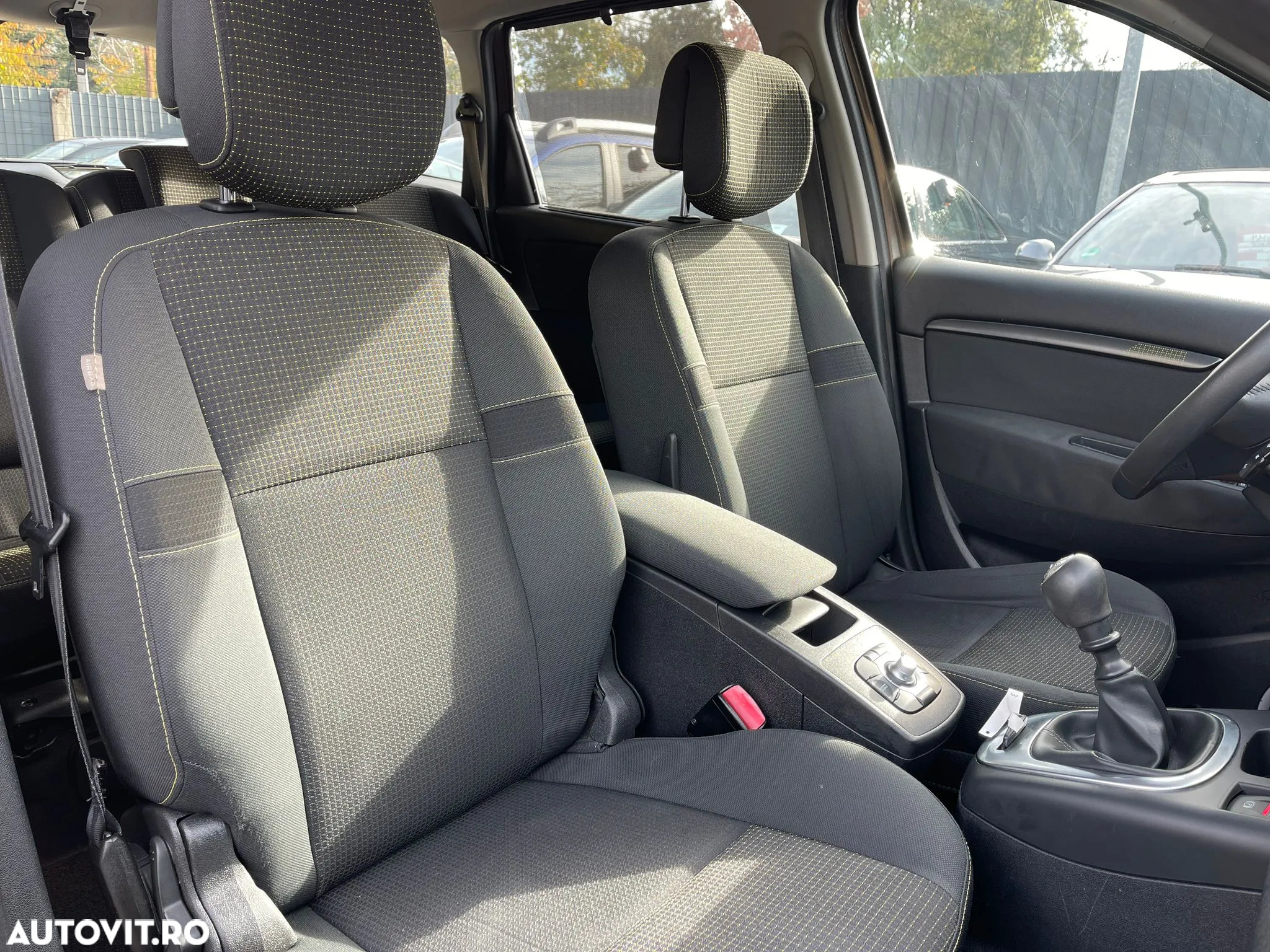 Renault Scenic TCe 130 Dynamique - 6