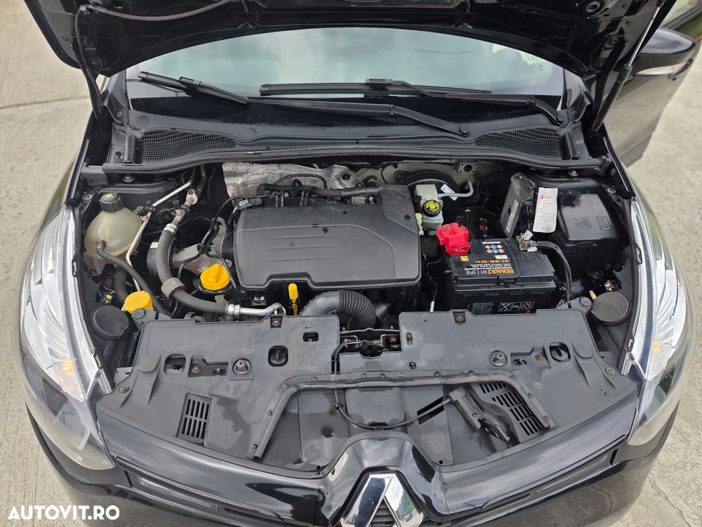 Renault Clio 1.2 16V 75 Life - 12