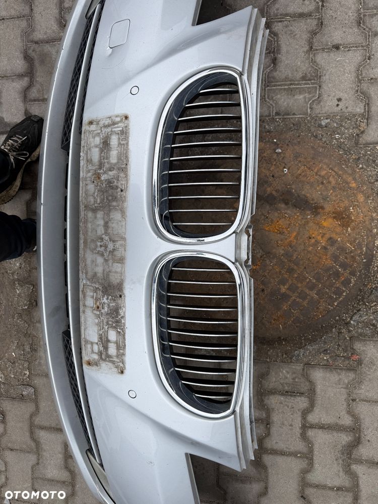 Zderzak e60 e61 przód przedni lift lci titansilber 354 - 3