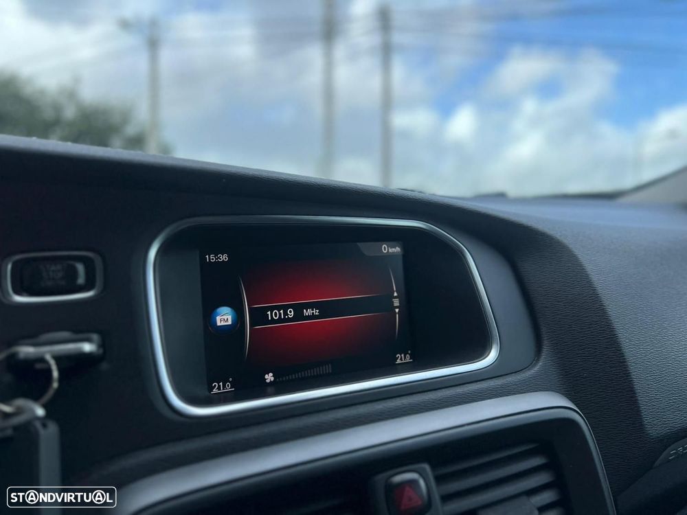 Volvo V40 Cross Country 2.0 D3 - 8