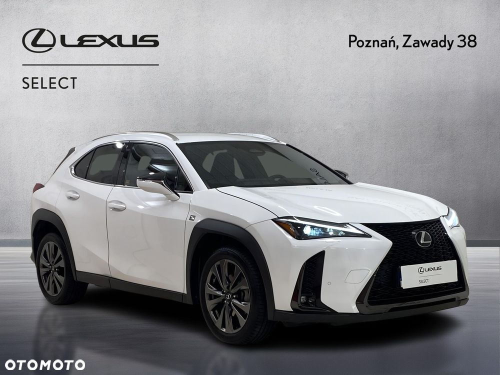 Lexus UX 300h F Sport Design - 8